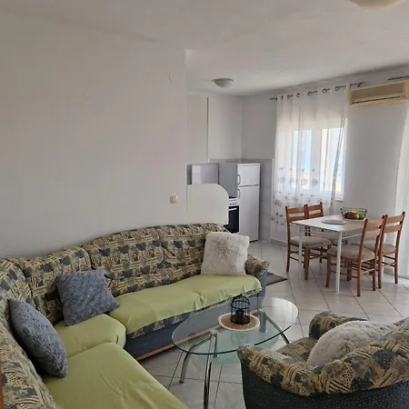 Apartman Mirko Rogoznica *